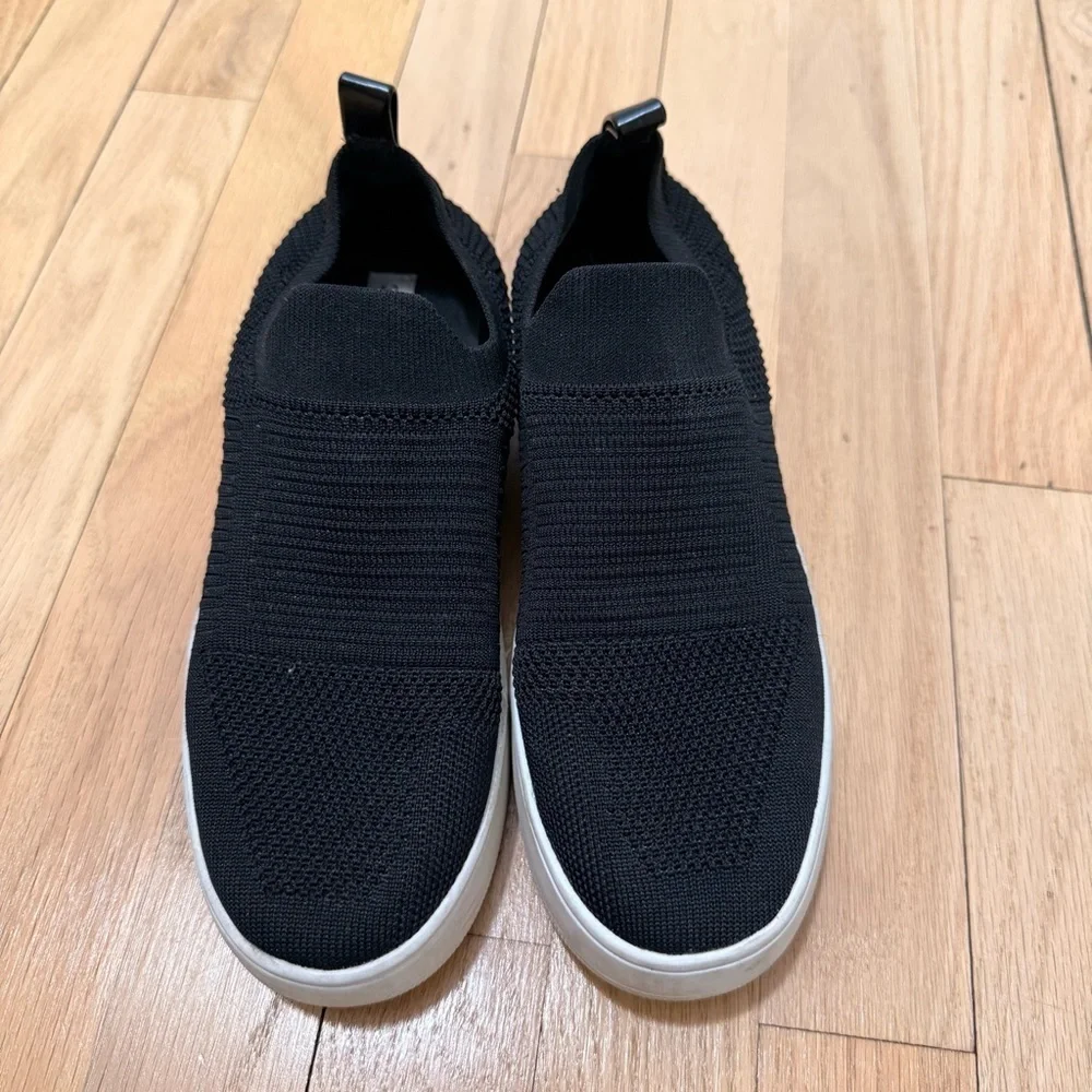 Steve Madden Black Knit Slip-On Sneakers Size 8